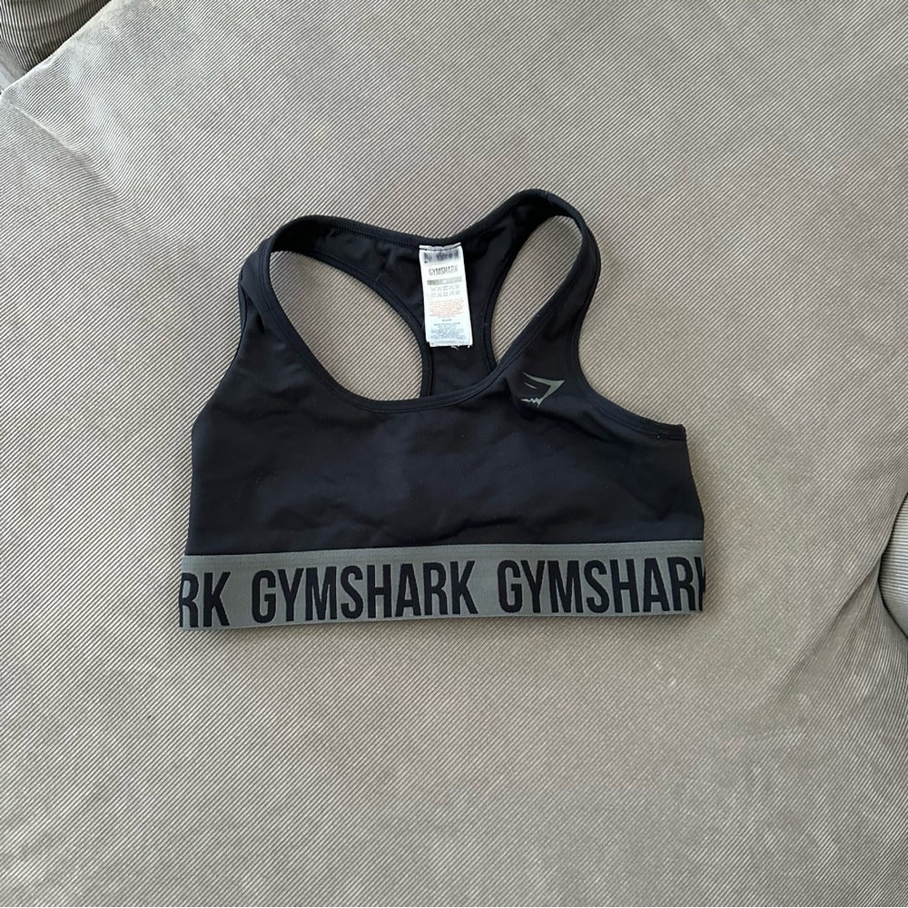 Woman’s Gym Shark Black Cropped Sports Bra Size Medium - No Padding